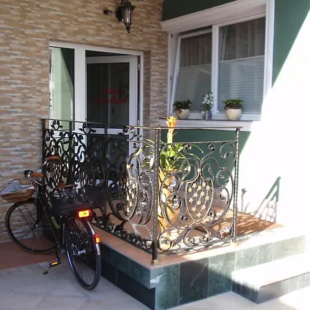 Villa-angelina Bed and Breakfast Langenzersdorf