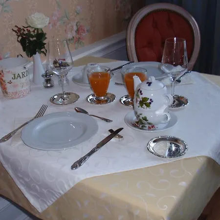 Bed and Breakfast Villa-angelina Langenzersdorf