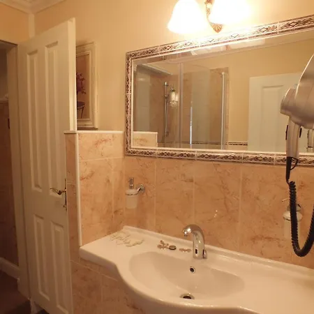 安吉丽娜别墅酒店 Langenzersdorf