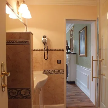 Bed and Breakfast Villa-angelina