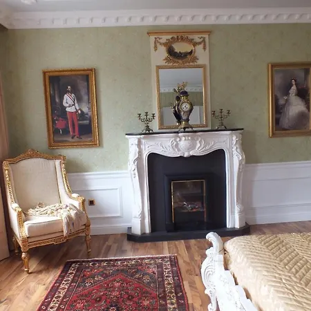 安吉丽娜别墅酒店